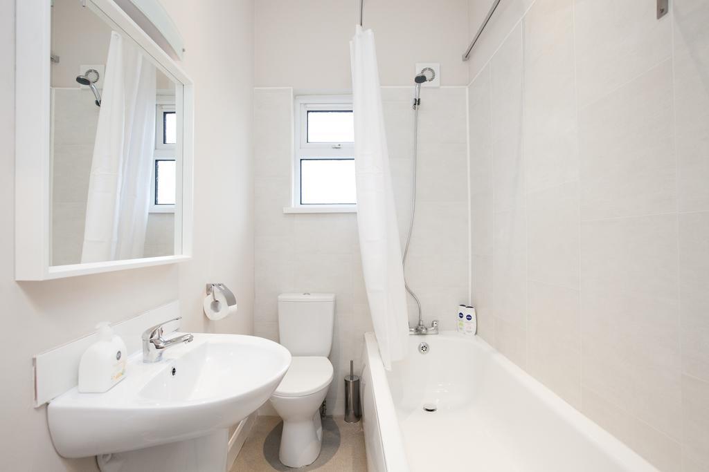 Giant Serviced Cliftonville House