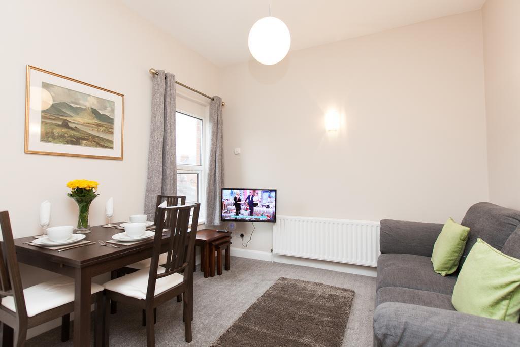 Giant Serviced Cliftonville House Apartment *