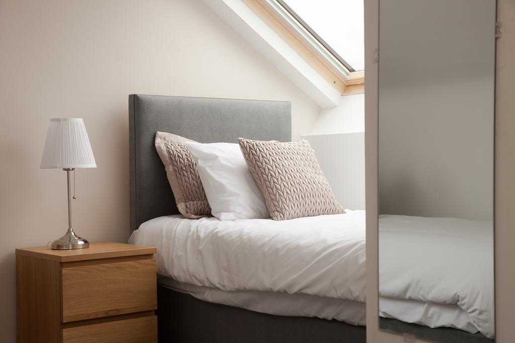 Giant Serviced Cliftonville House Belfast