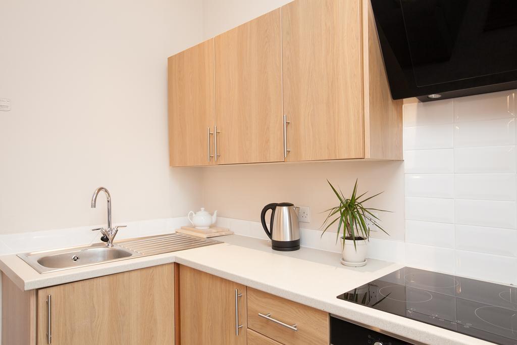Giant Serviced Cliftonville House Apartment Belfast